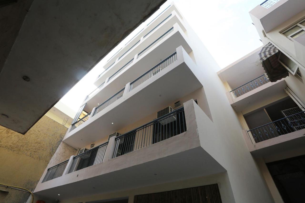 Oyo 28670 Hotel Dev Palace Gurgaon Zewnętrze zdjęcie